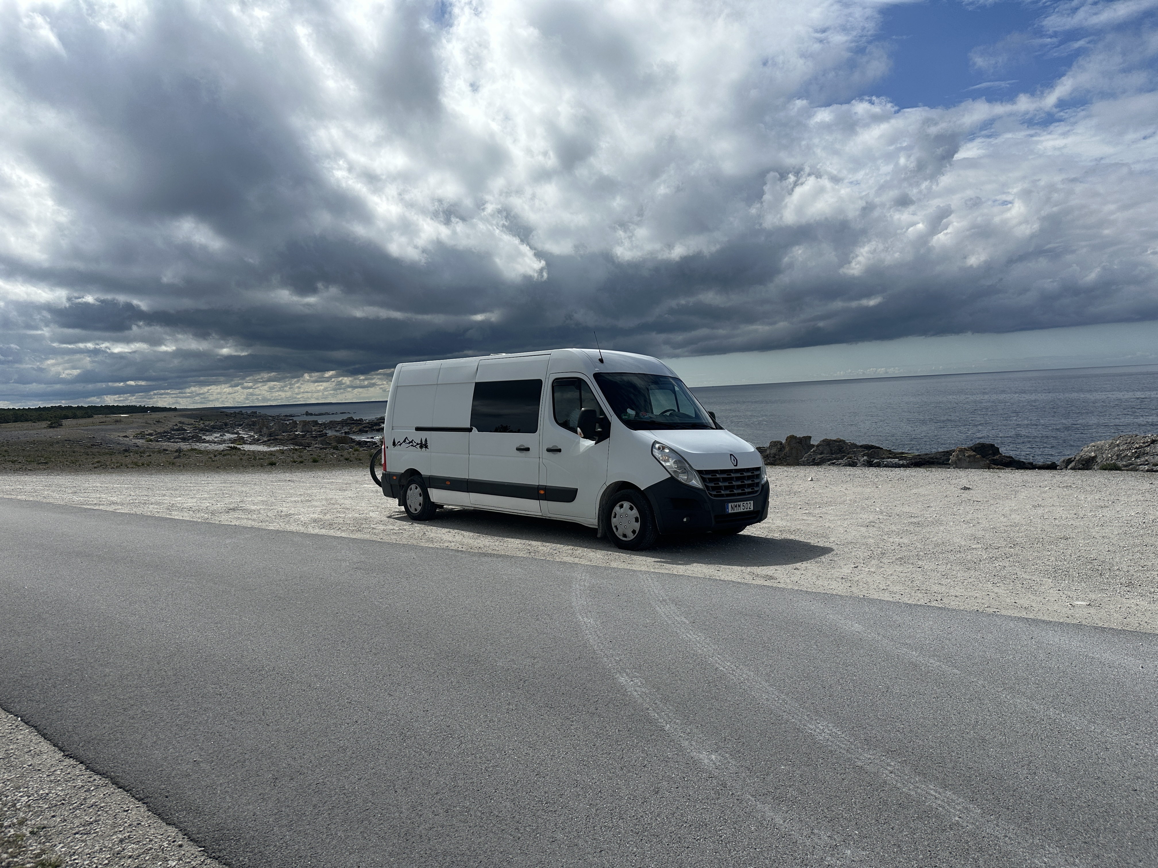 Mysig campervan för 2–3 personer – renault master 2011