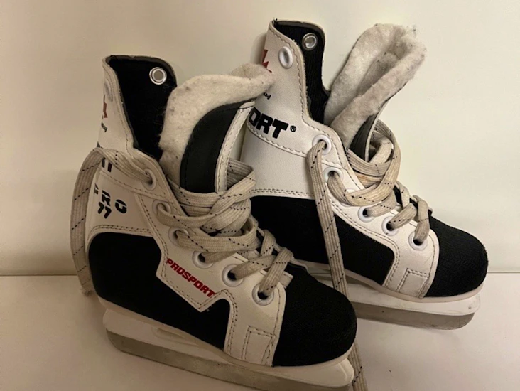 Skridskor barn stl 25-27