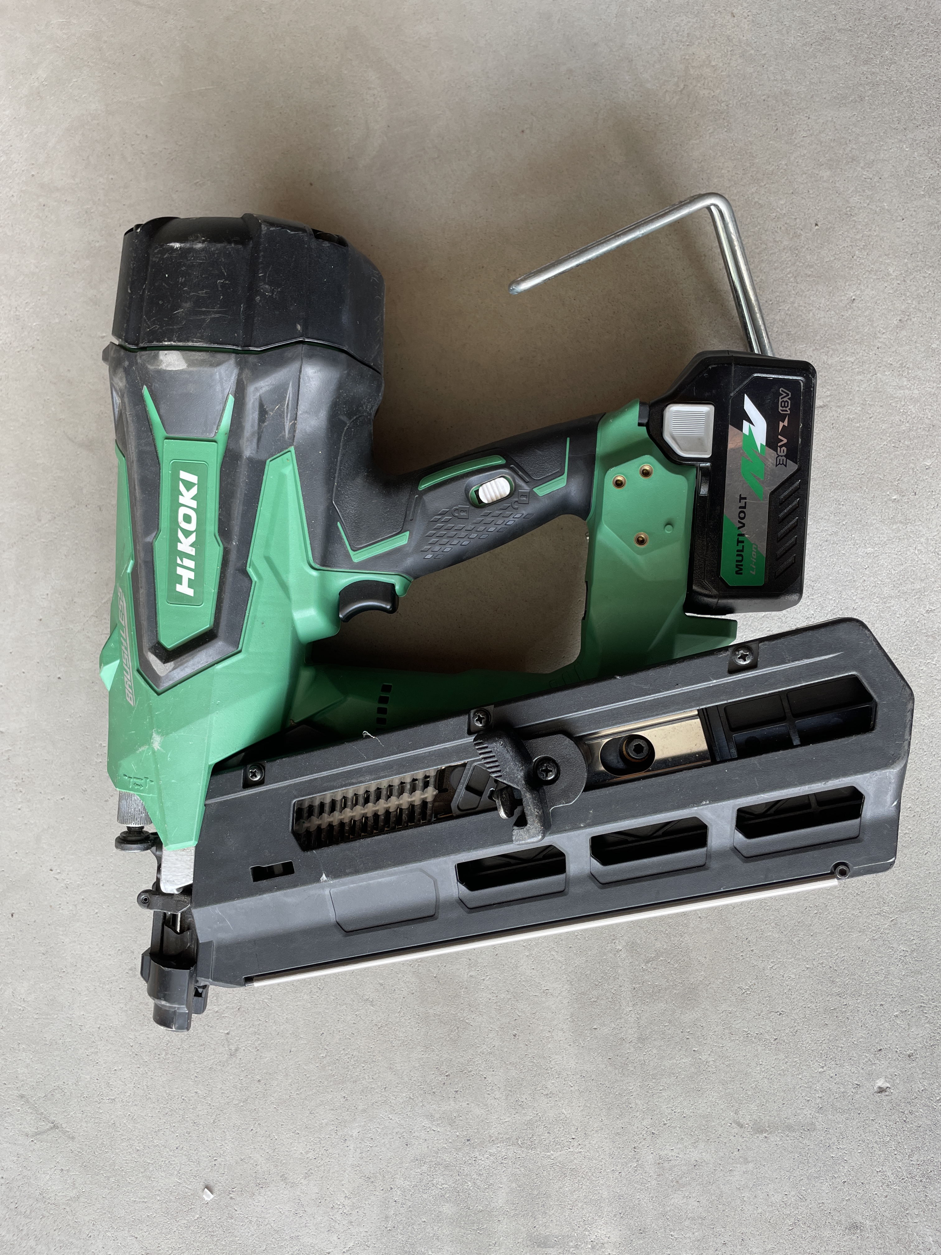 Batteridrevet spikerpistol hikoki