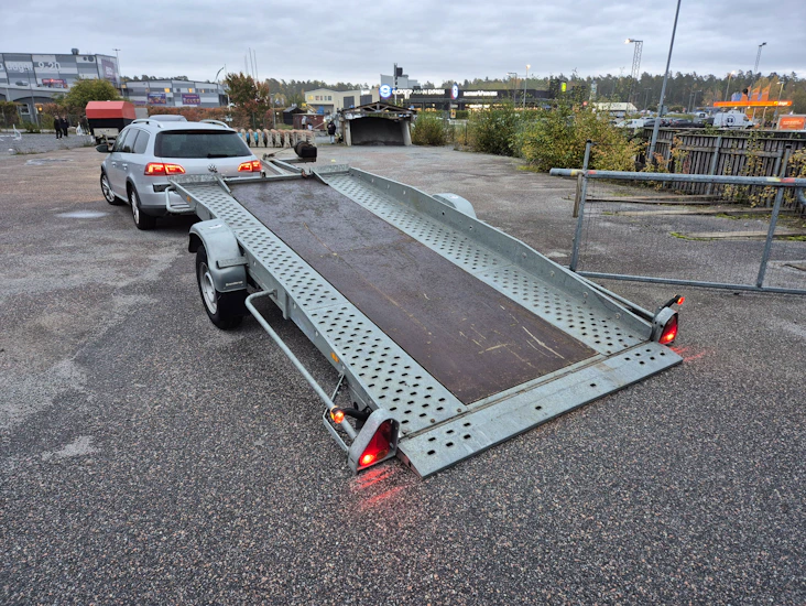 Biltrailer / biltransport 1300 kg