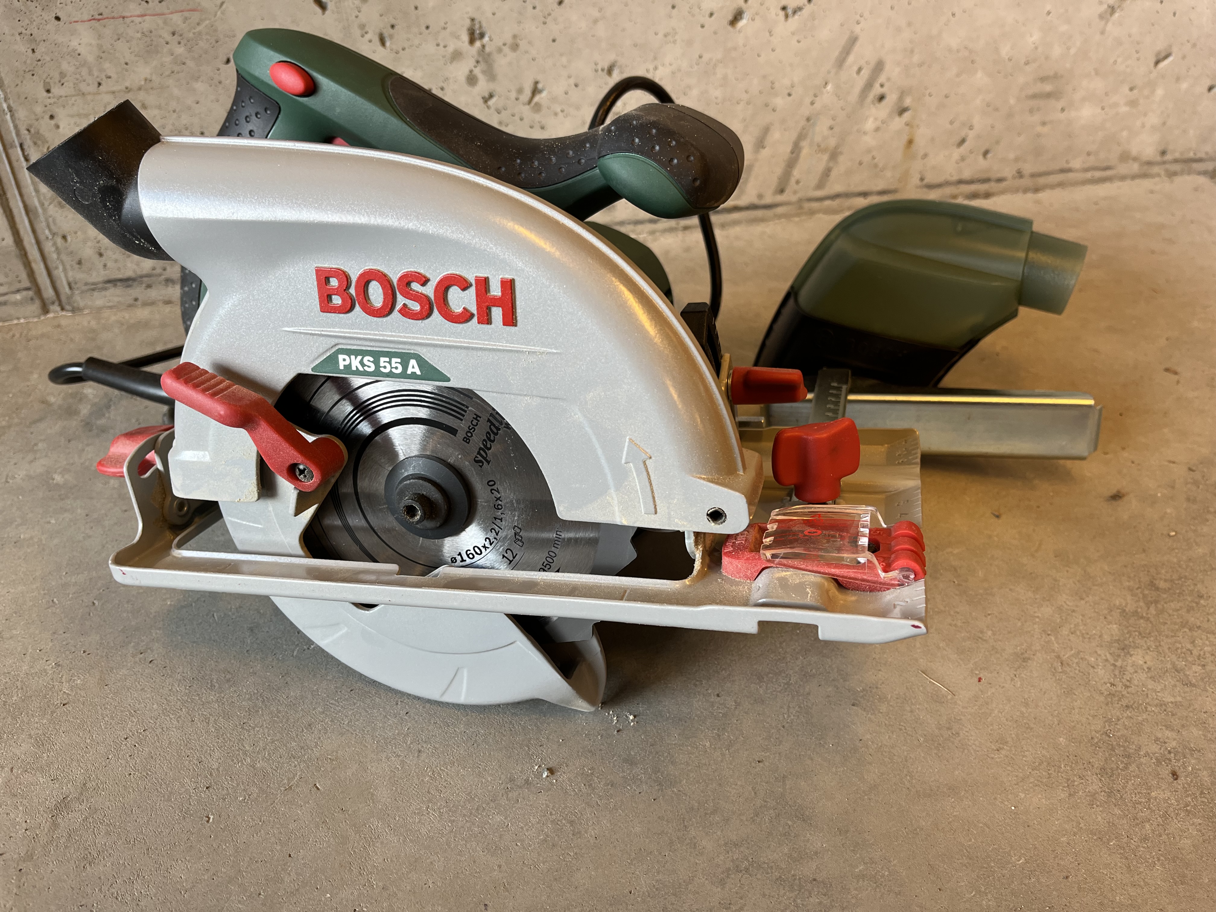 Bosch sirkelsag med styreskinne