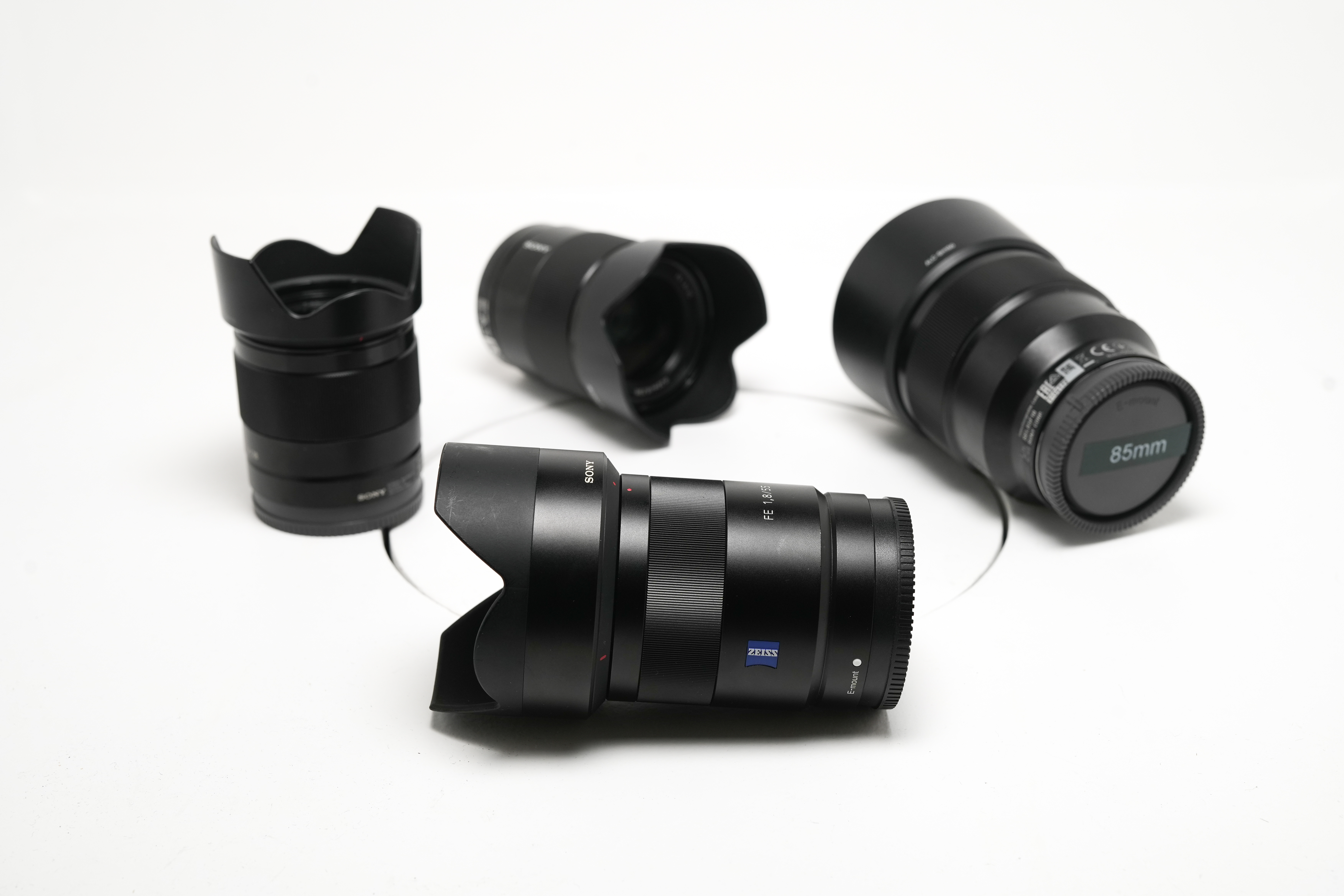 Set of 4 sony e mount, full frame prime lenses