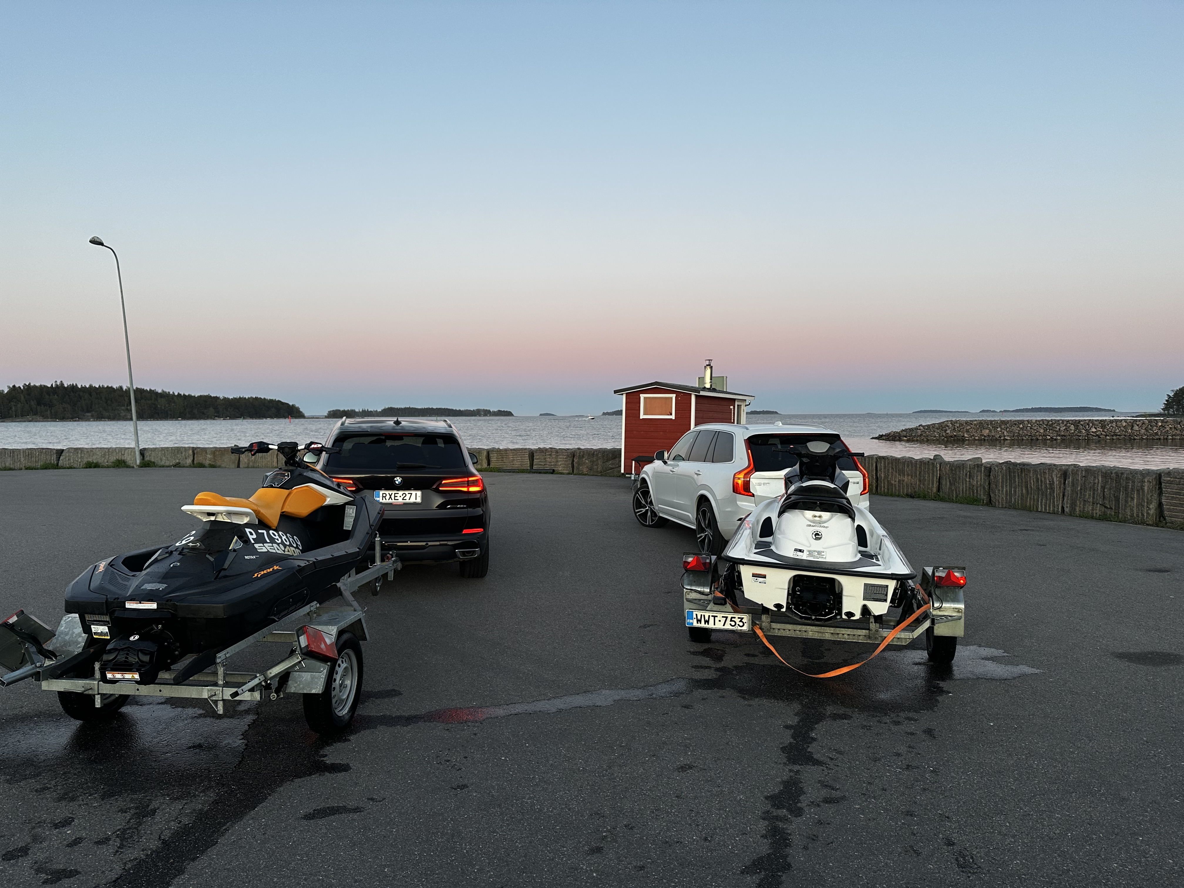 Vuokrataan 2kpl sea doo vesijettejä(myös yksittäisenä)