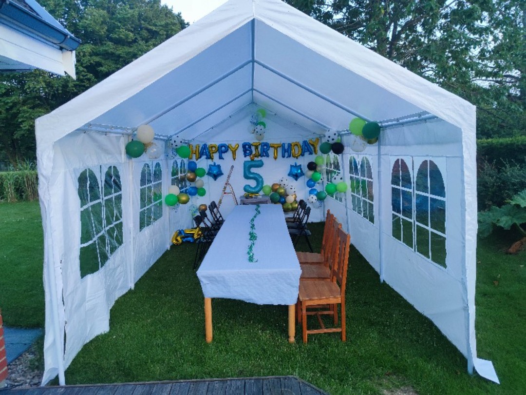 Partytält 3×6m.