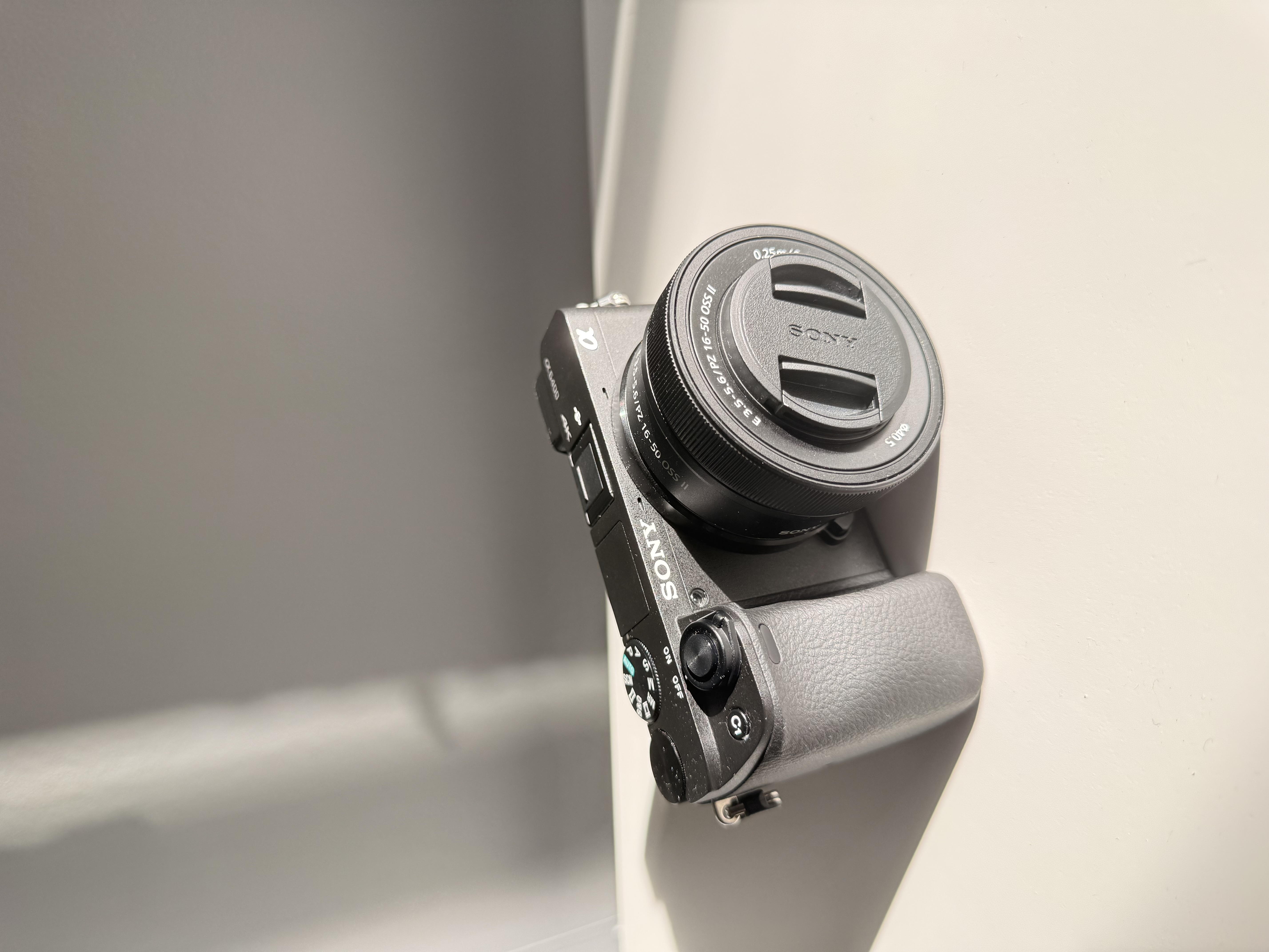 Sony a6100 uthyres