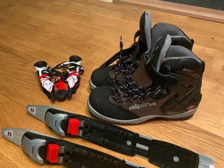 Alpina pjäxor stl 40 samt zandstra skär