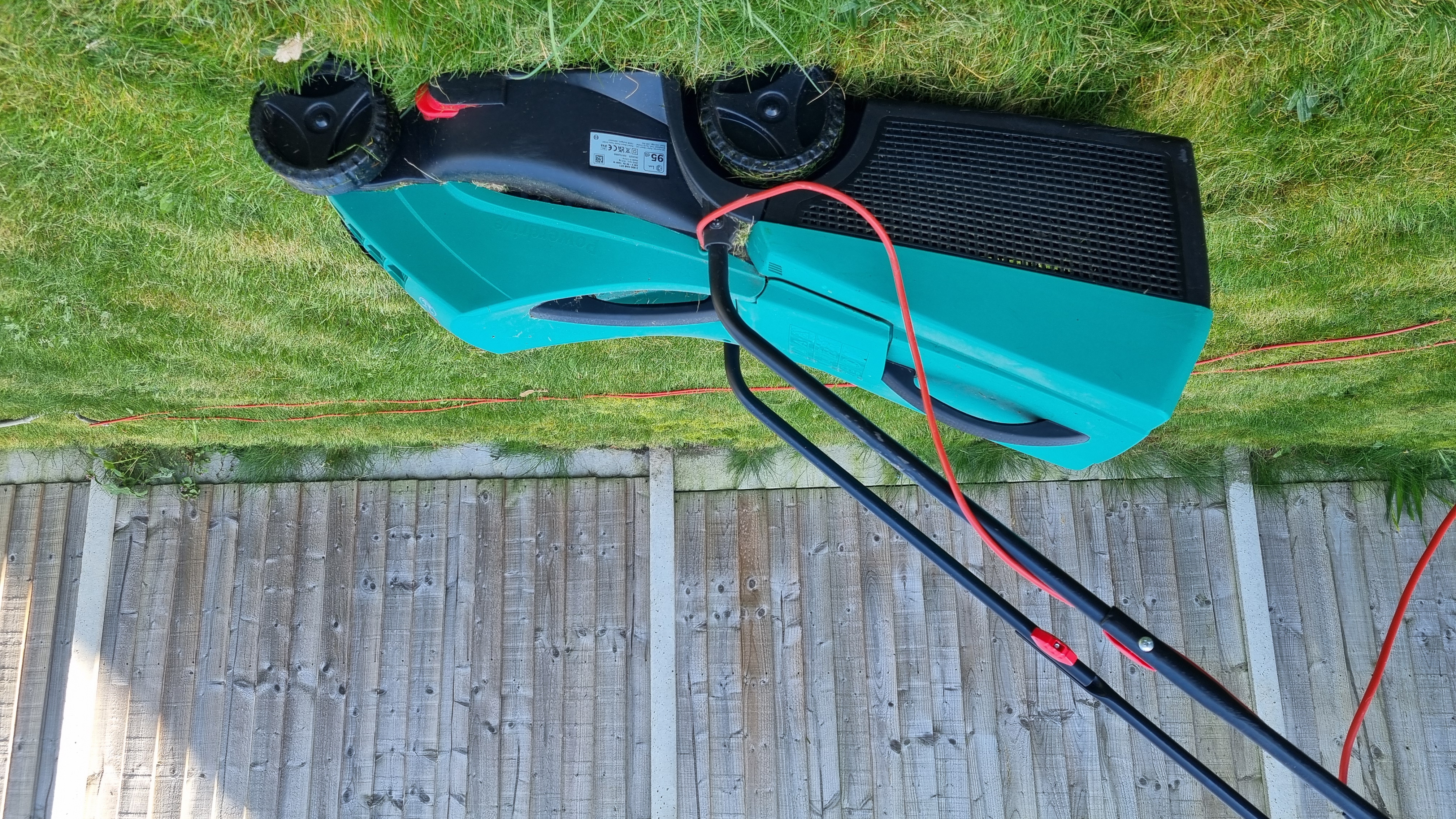 Bosch arm3200 ele tric lawnmower