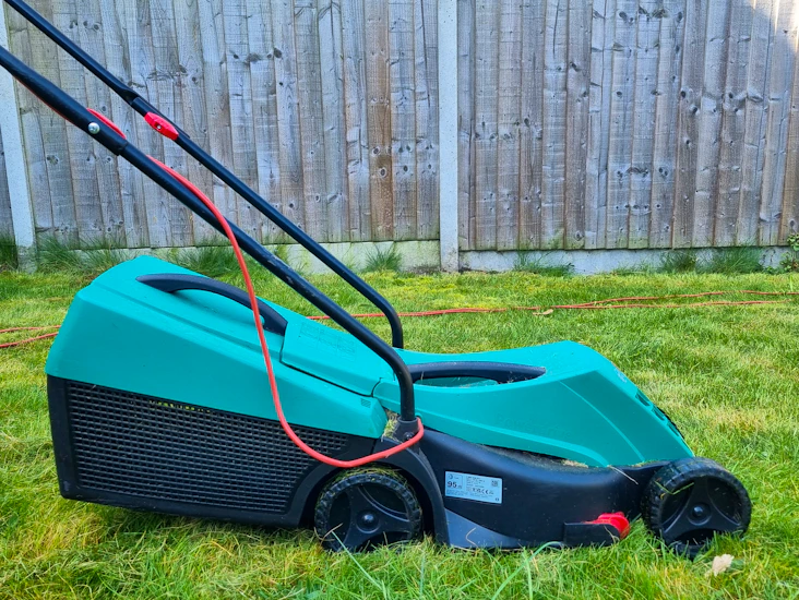 Bosch arm3200 ele tric lawnmower