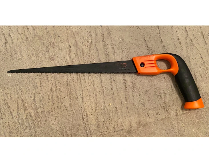 2 håndholdte stikksager