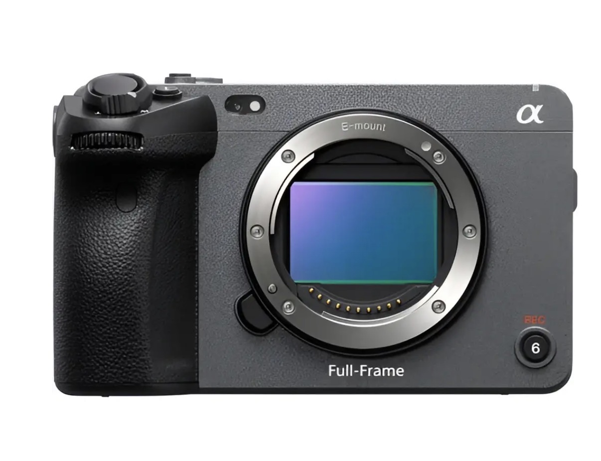 Sony fx3 with 16-35mm f2.8 gmii lens 