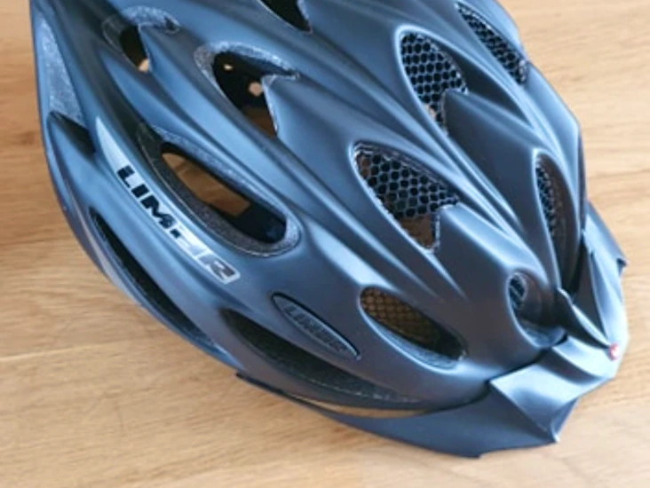 Cykelhjälm justerbar