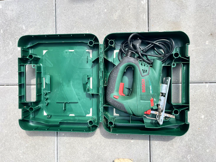 Bosch sticksåg pst 700e