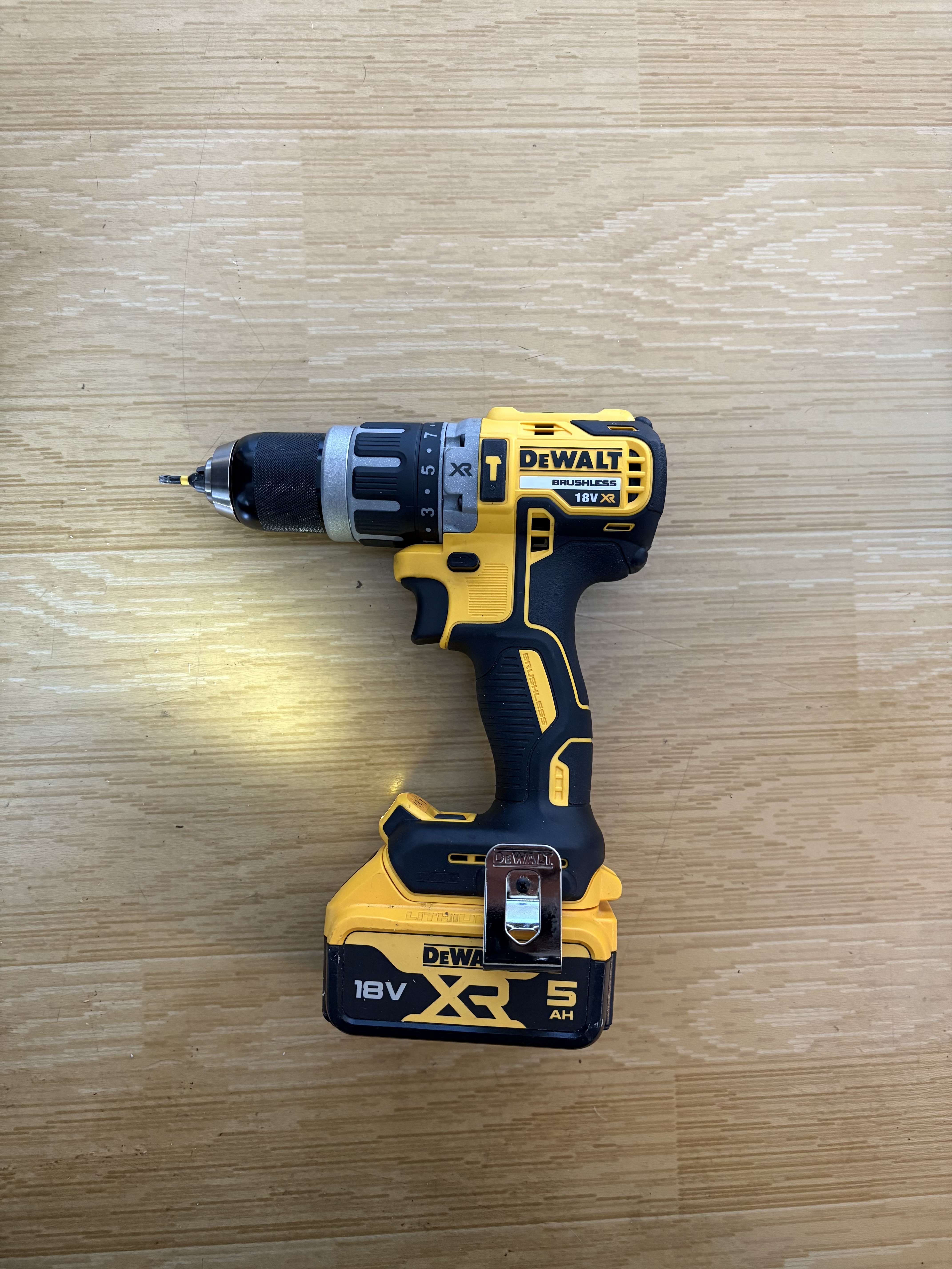 Dewalt dcd796 skrumaskin