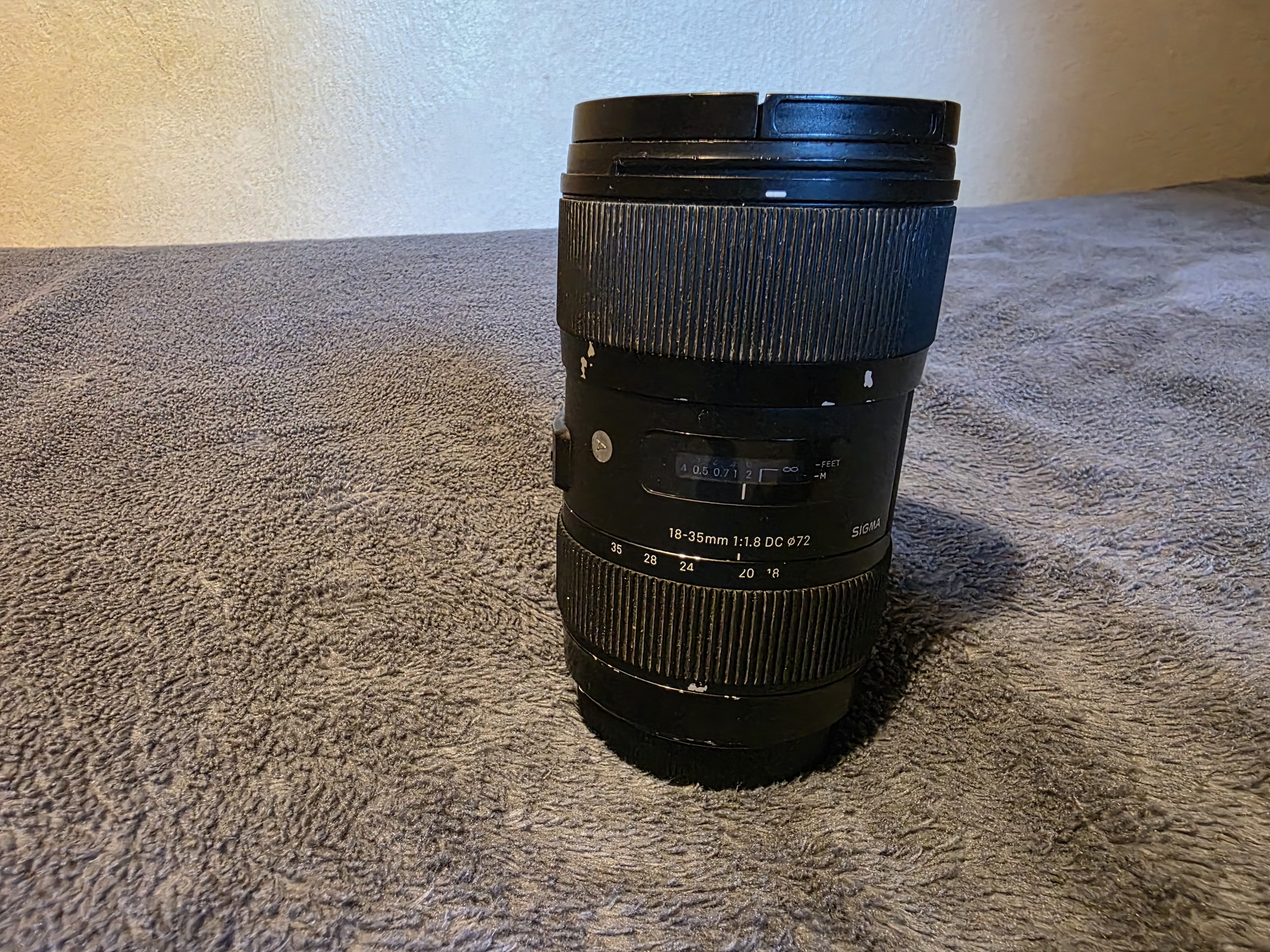 Canon sigma 18-35mm f/1.8 