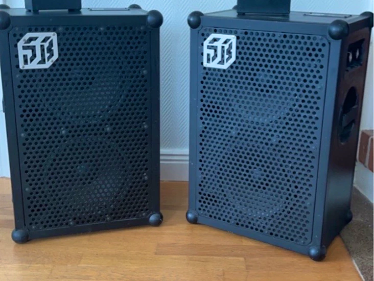 Två soundboks 2.0