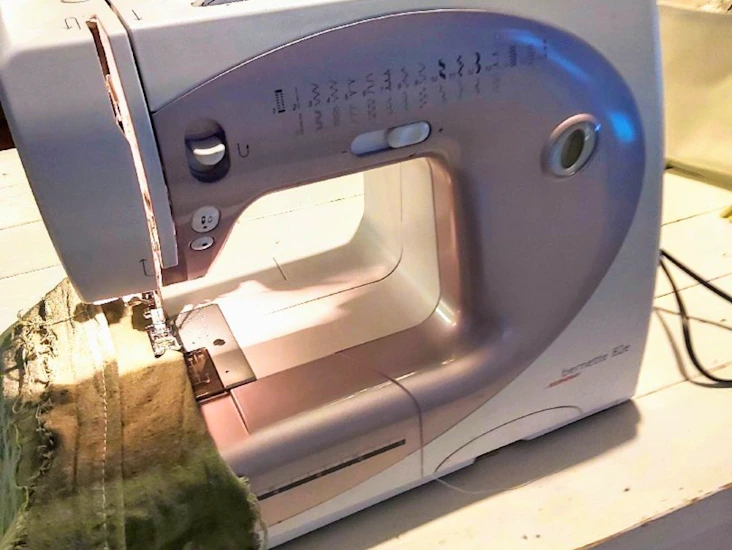 Ompelukone bernette 82e