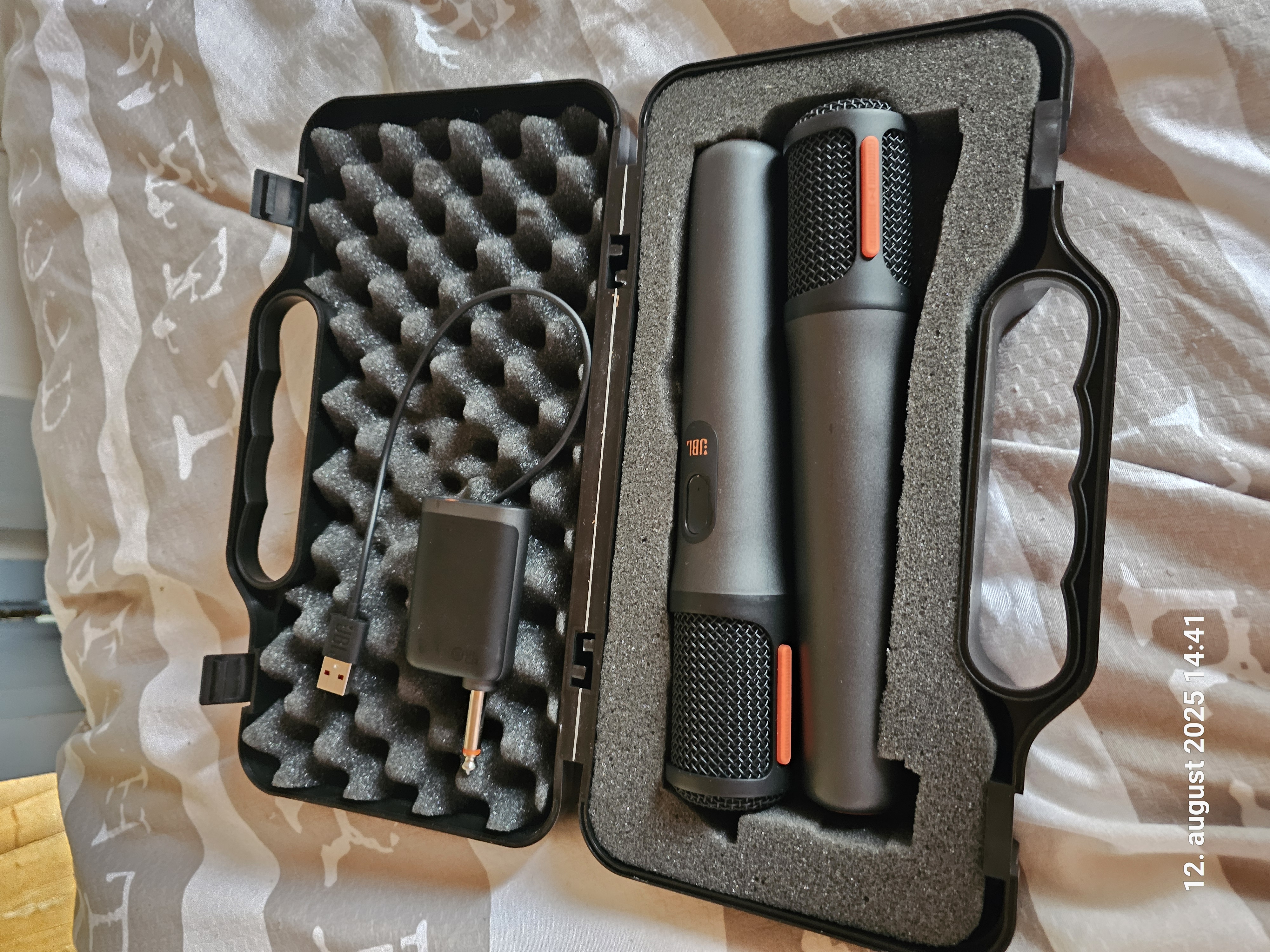 Trådløse mikrofoner tim jbl partybox 