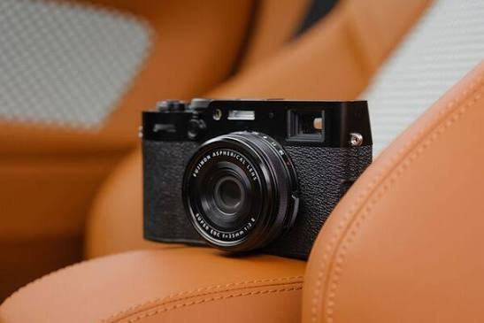Fujifilm x100v black 