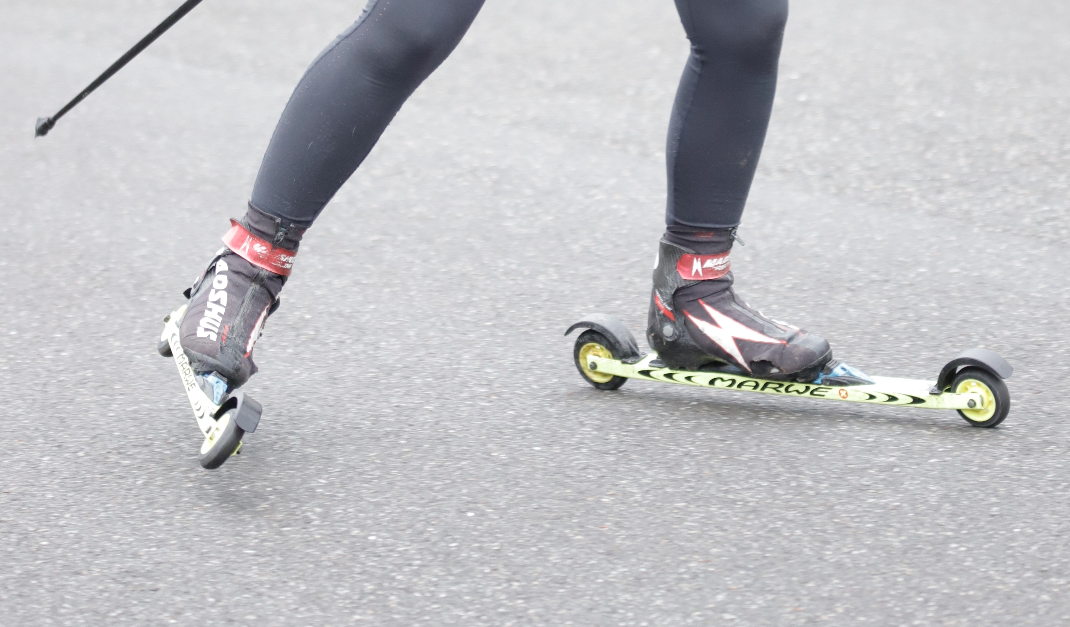 Skate rulleski
