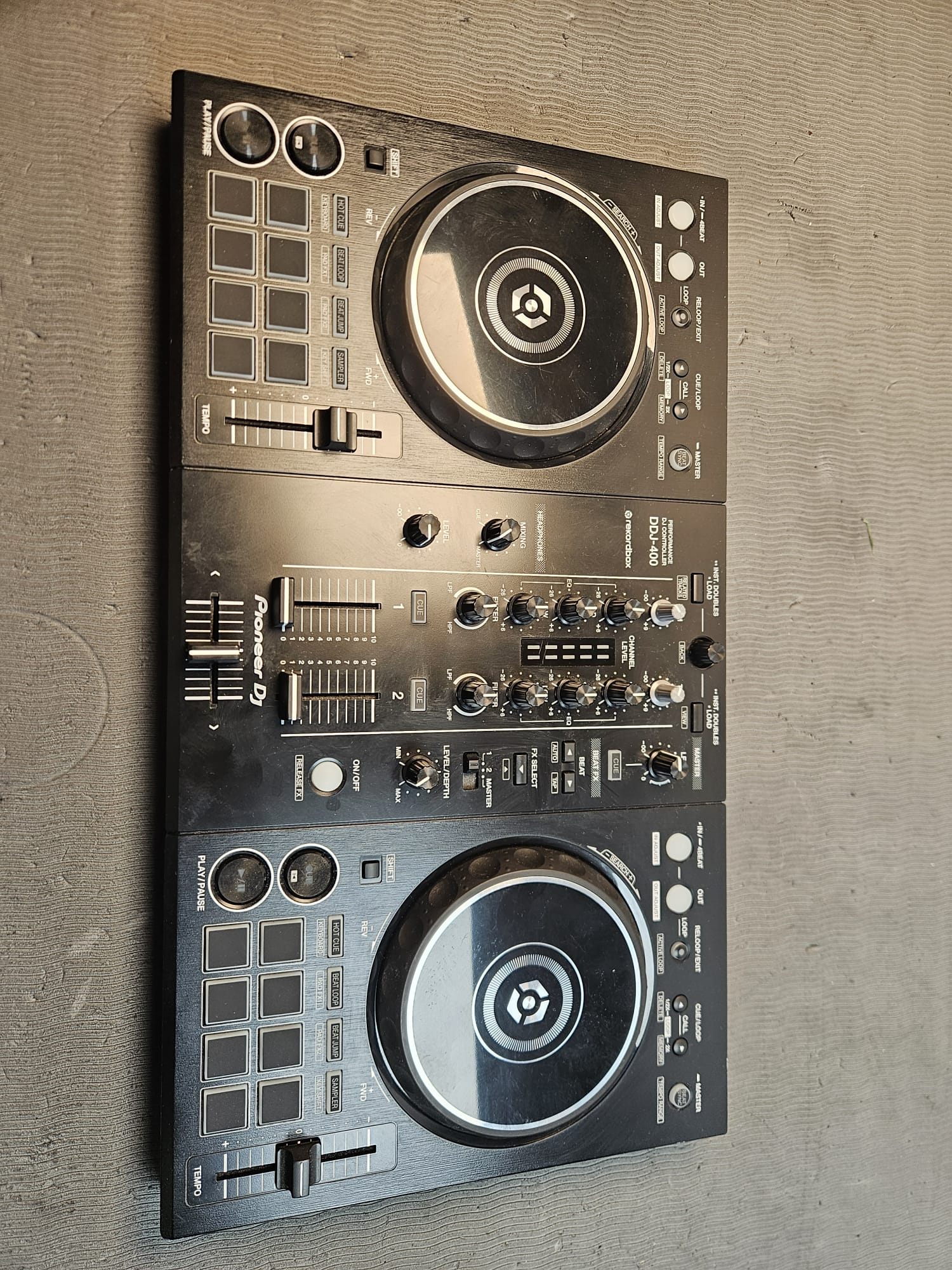 Pioneer ddj-400 rekordbox controller