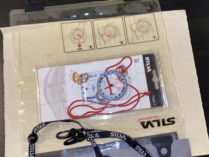 Kompass og kartmappe