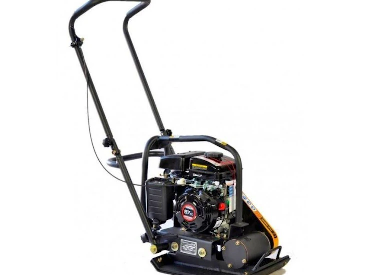 Markvibrator-padda, vp60, 8,4kn, bensinmotor 2,0 kw. vikt 58 kg.