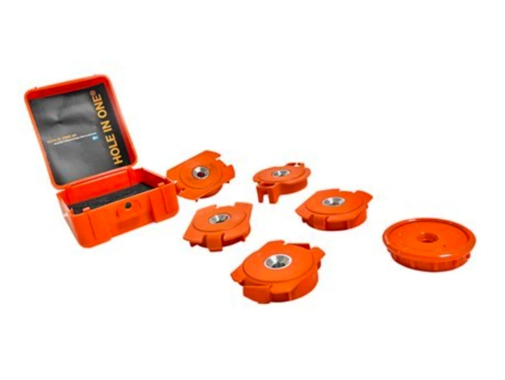 koblingsboksfinner - hole in one