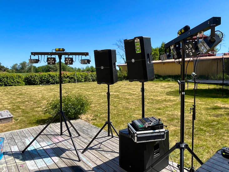 Festpaket 4 l: ljud, ljus, och rök