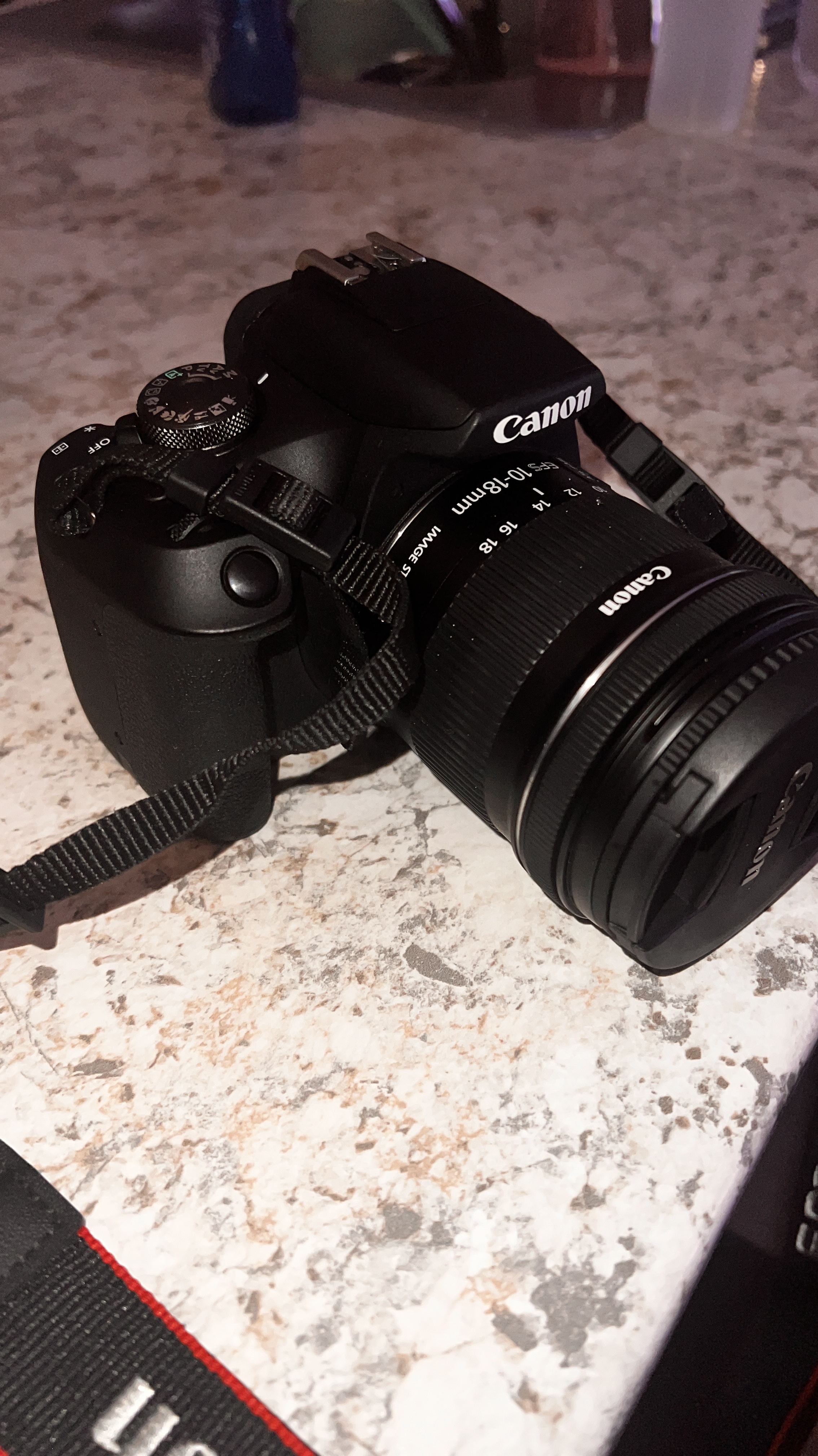 Canon eos rebel t7 