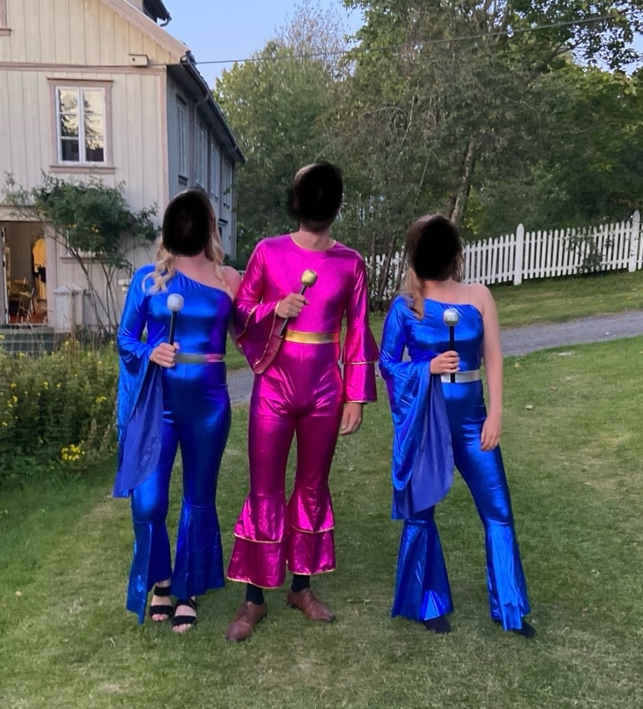 Disco/mamma mia drakter