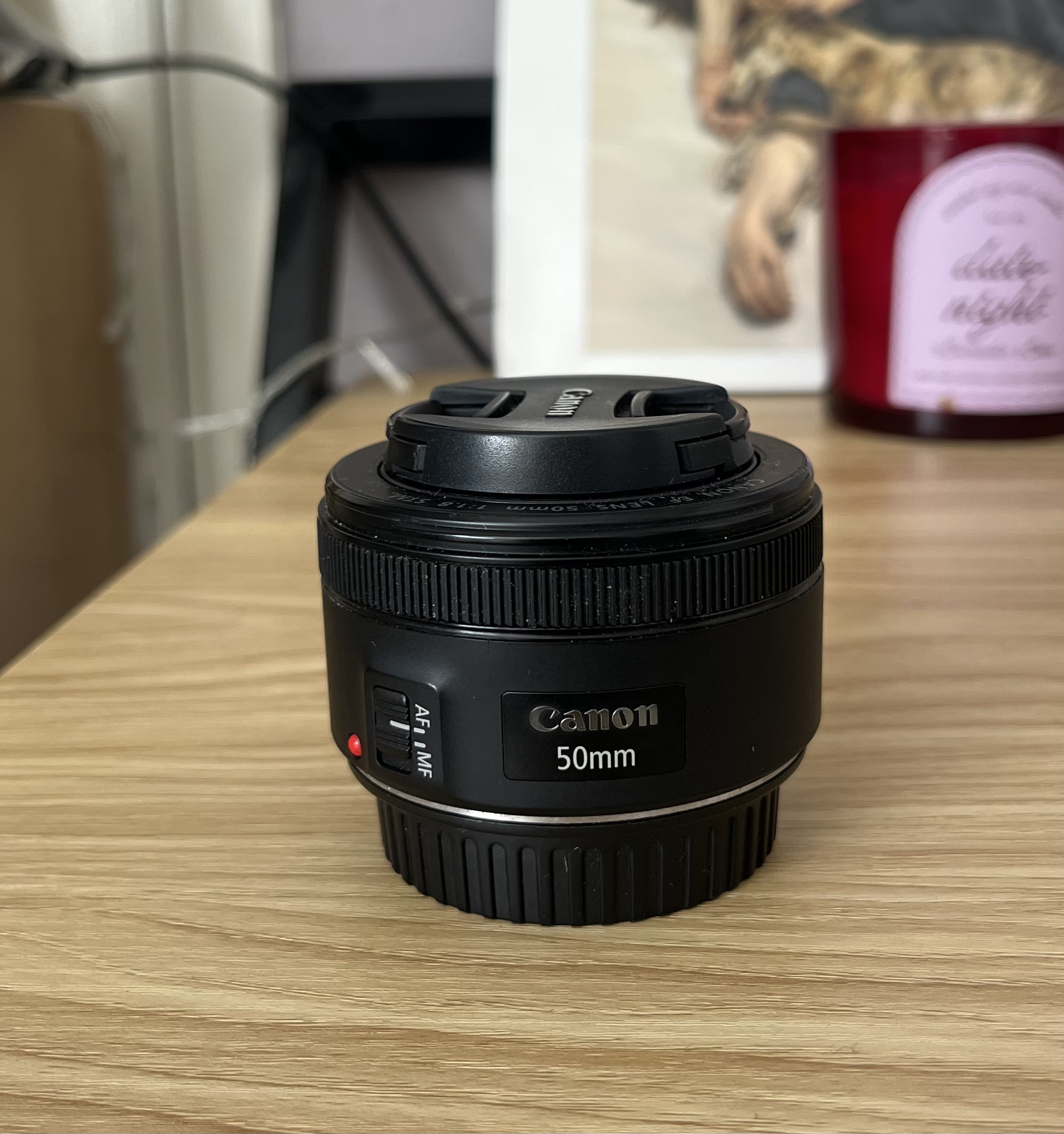 Canon 50mm ef 1.8 lens