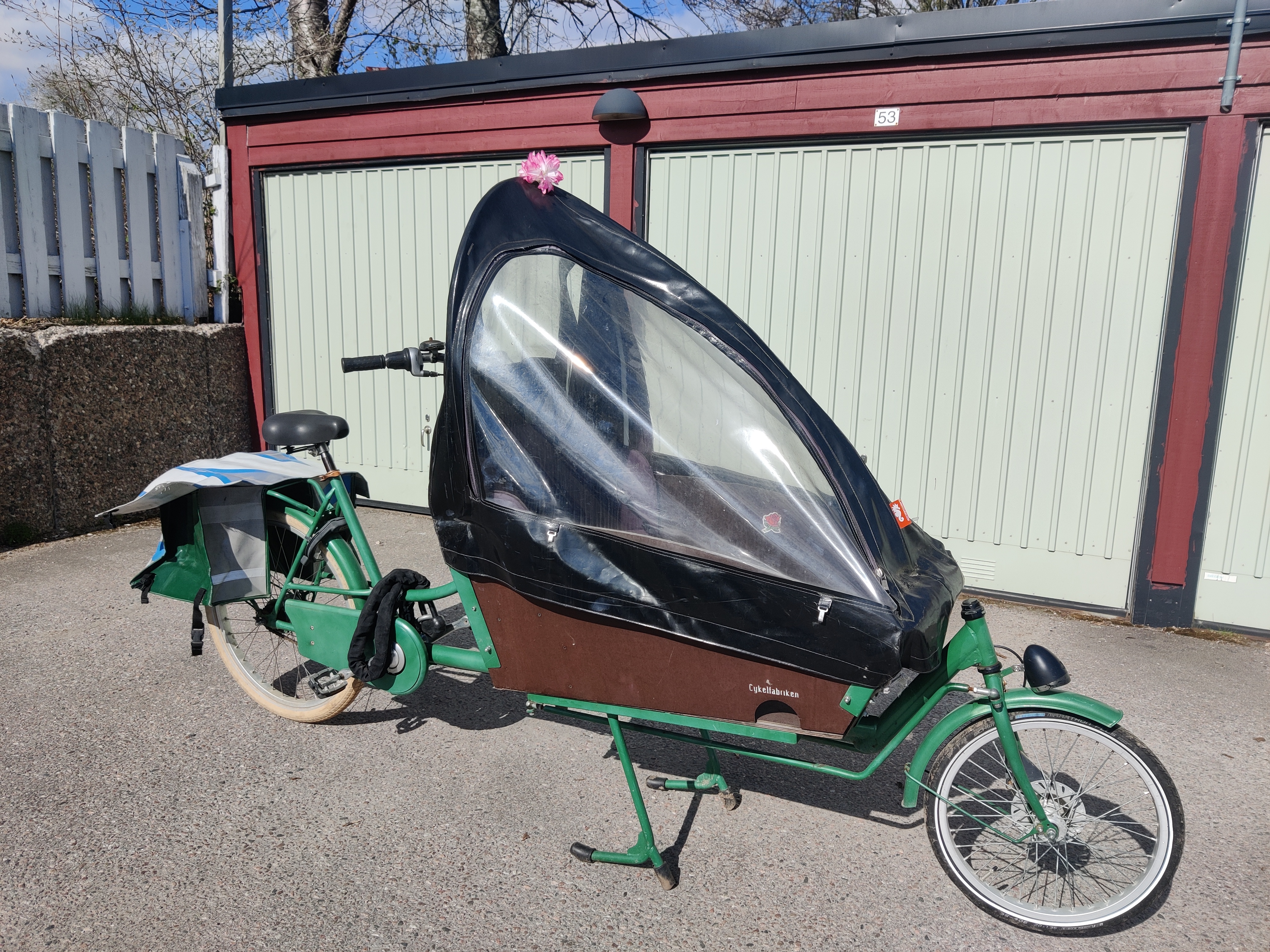 Cykellåda / lastcykel från cykelfabriken – perfekt för familj och vardag