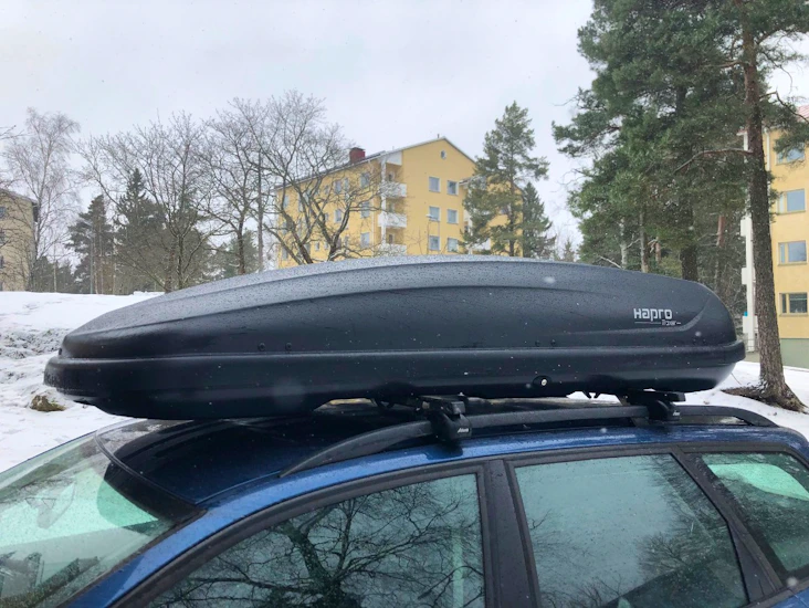 Iso suksiboksi hapro traxer 8.6 (530l)