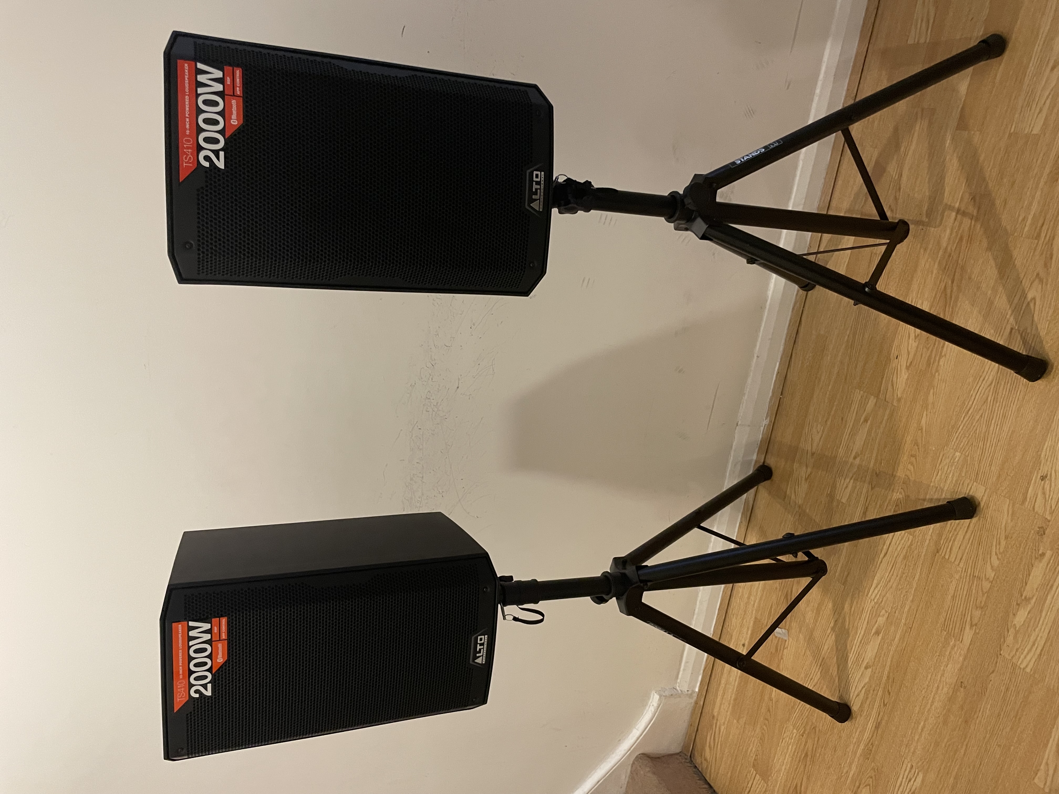 Alto pro 2000w bluetooth speakers