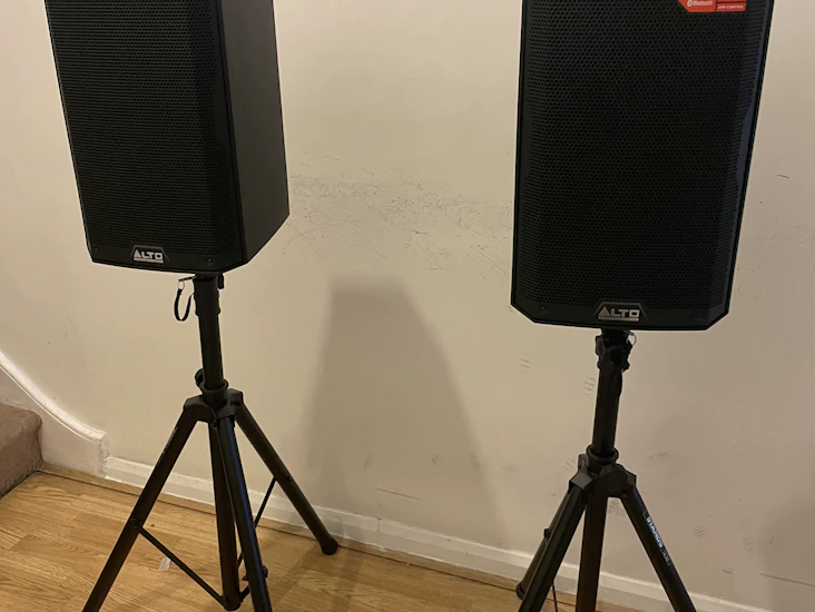 Alto professional ts410 bluetooth speakers