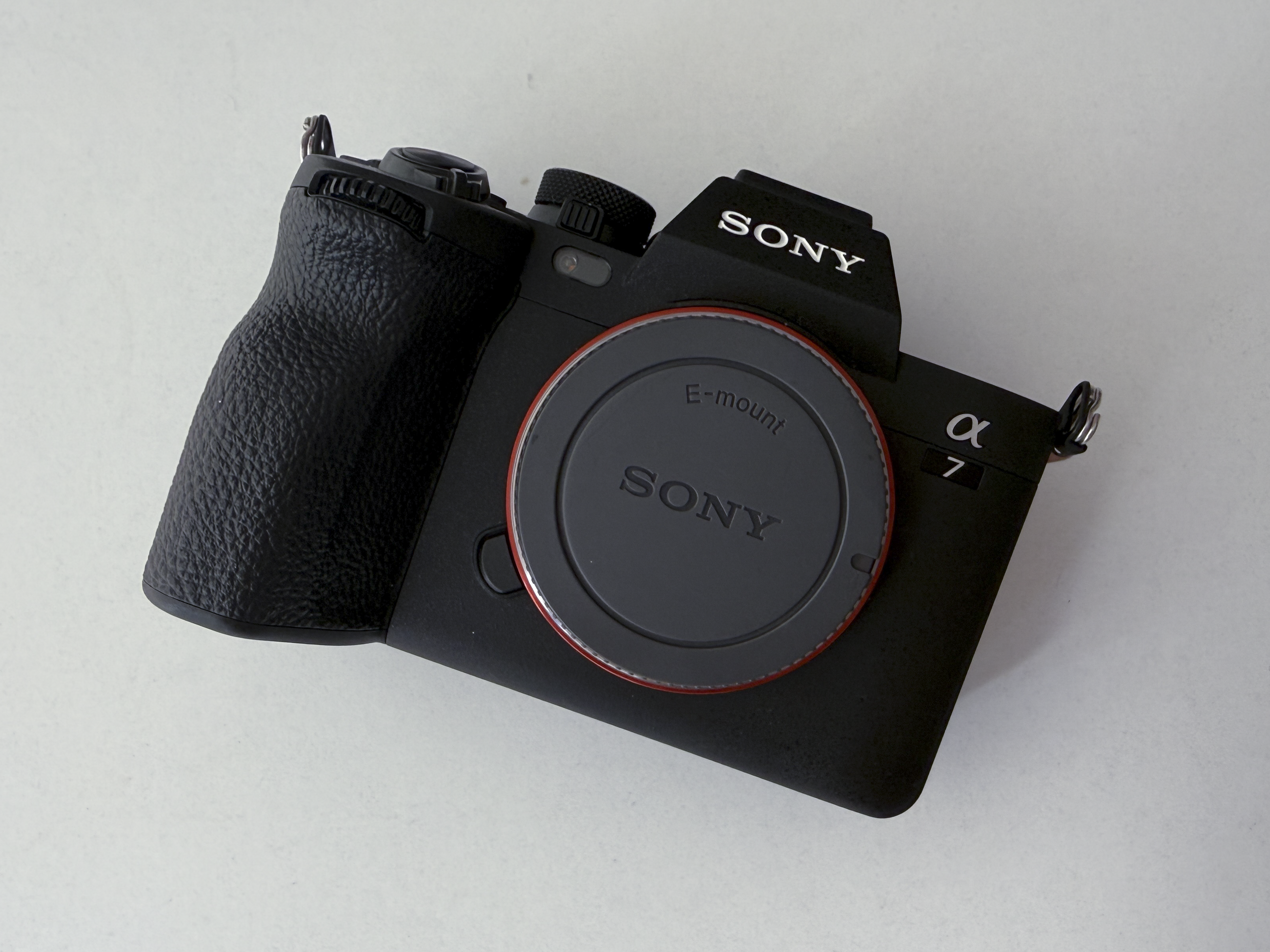 Sony a7iv camera body (sony a7 iv sony a74) + batteries | case | sd card