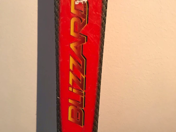 Slalomskidor 160 cm medborgarplatsen