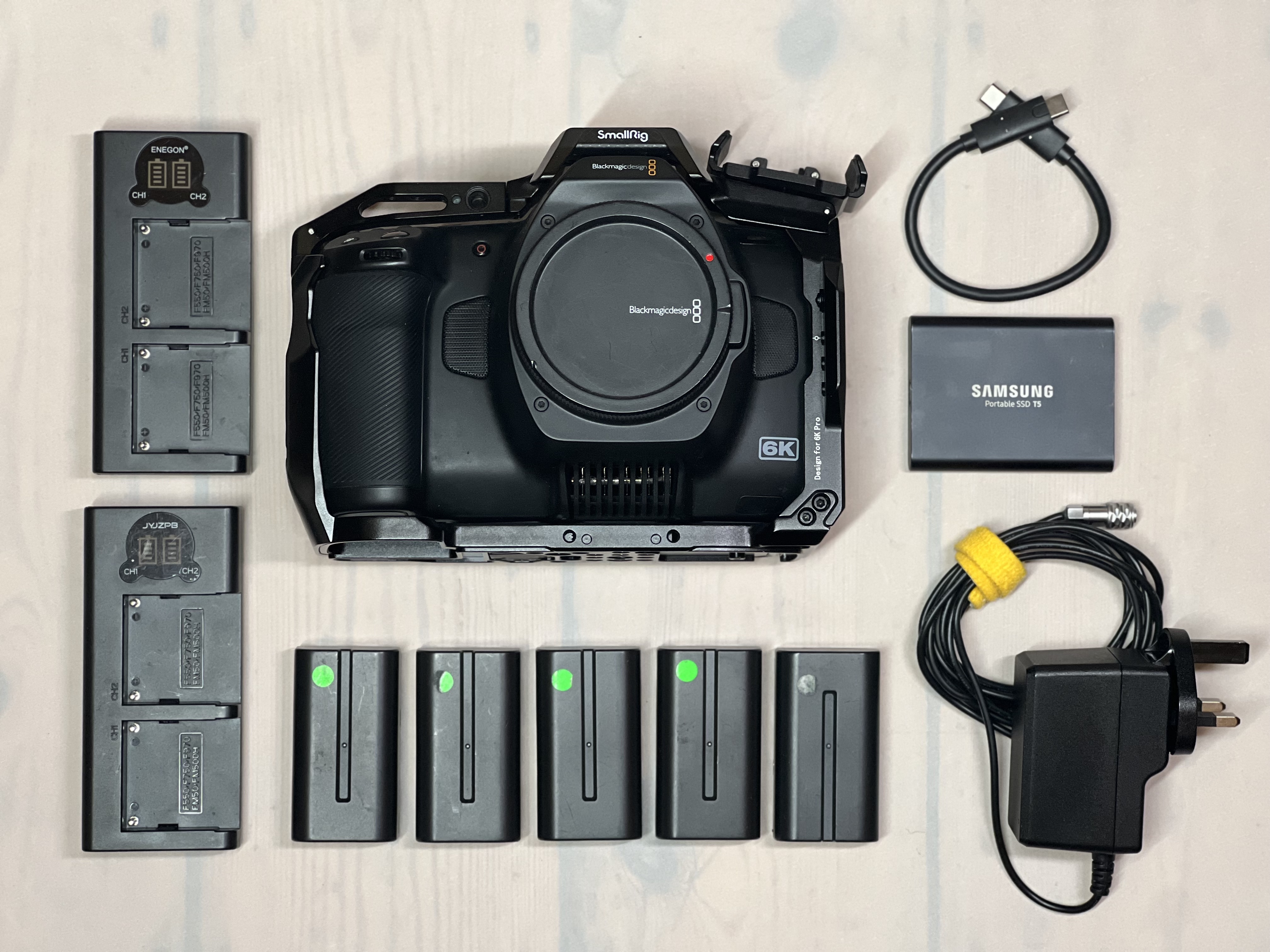 Blackmagic 6k pro (bmpcc) body  + cage + 1tb ssd