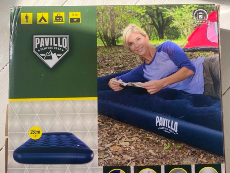 Single blow up mattress