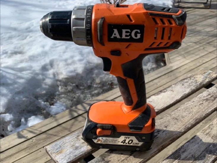 Aeg 18v kraftig bormaskin skrutrekker
