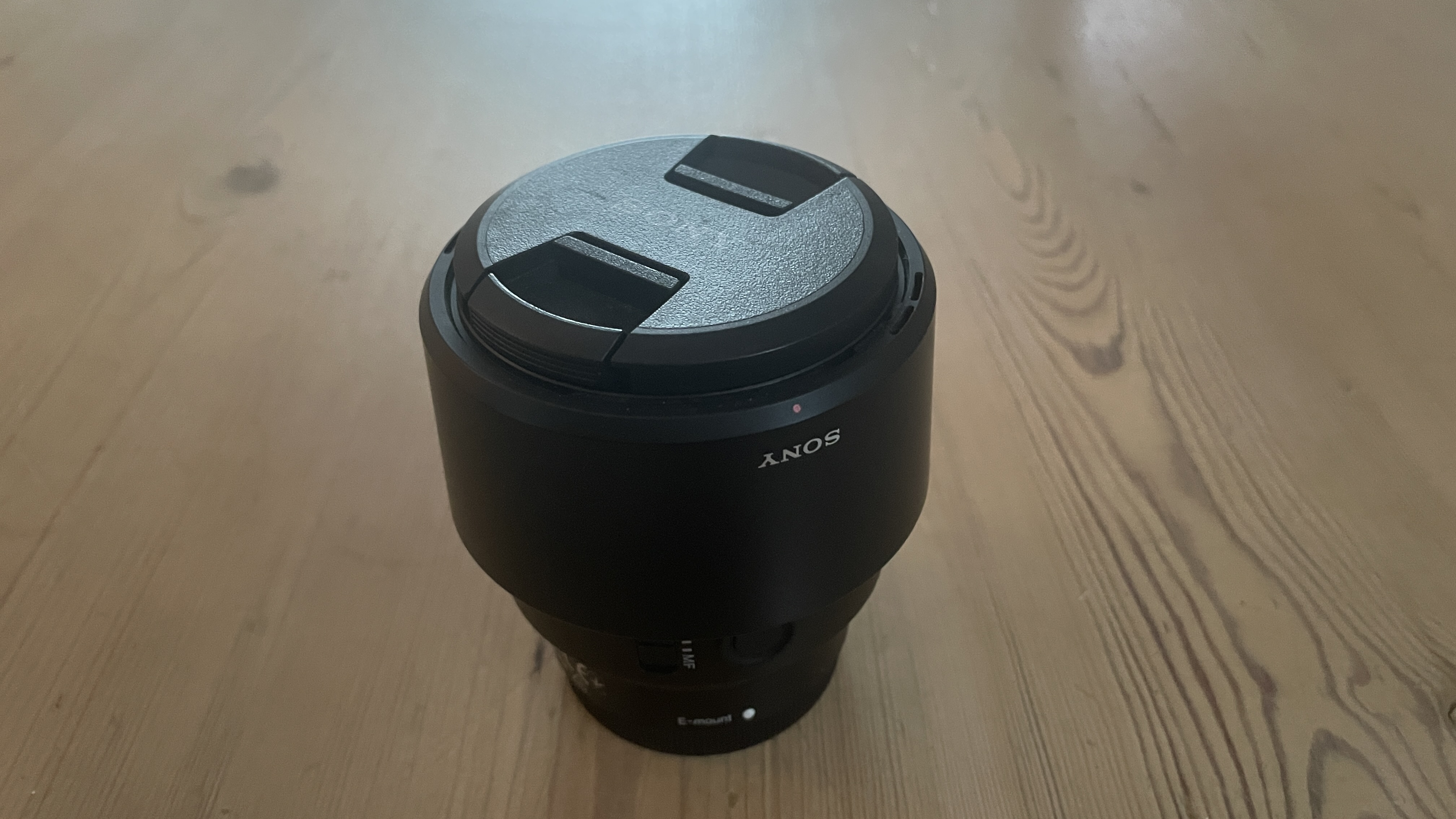 Sony fe 85mm f/1.8