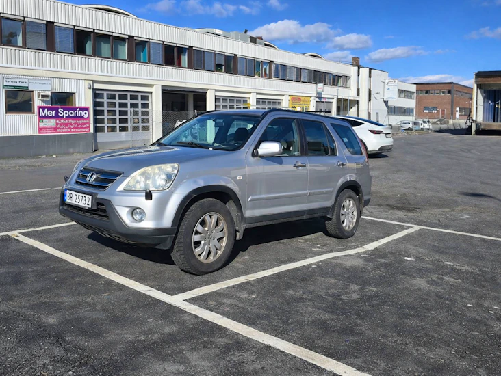 🚗 honda cr-v til leie – romslig, pålitelig og komfortabel!