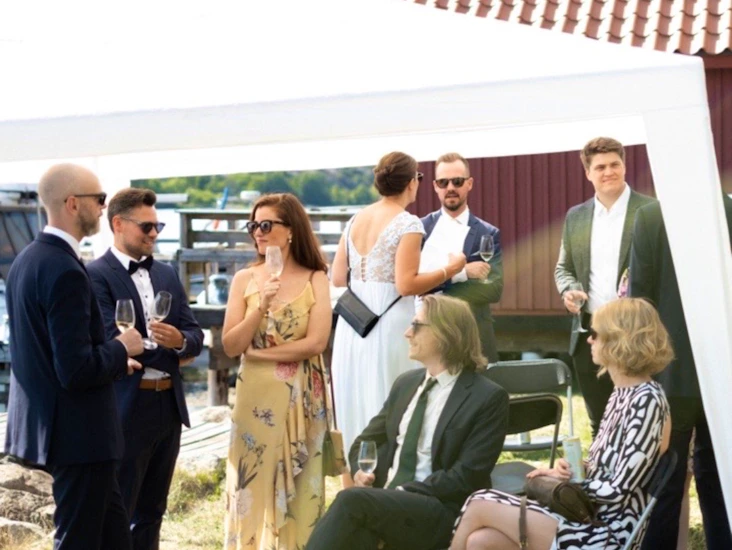 Litet partytält solskydd