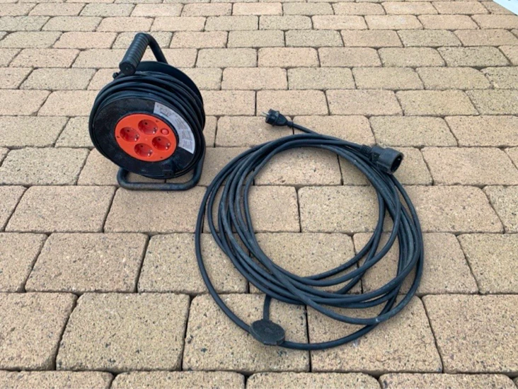 Elvinda och förlängningskabel
