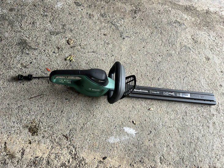 Hekksaks, elektrisk.