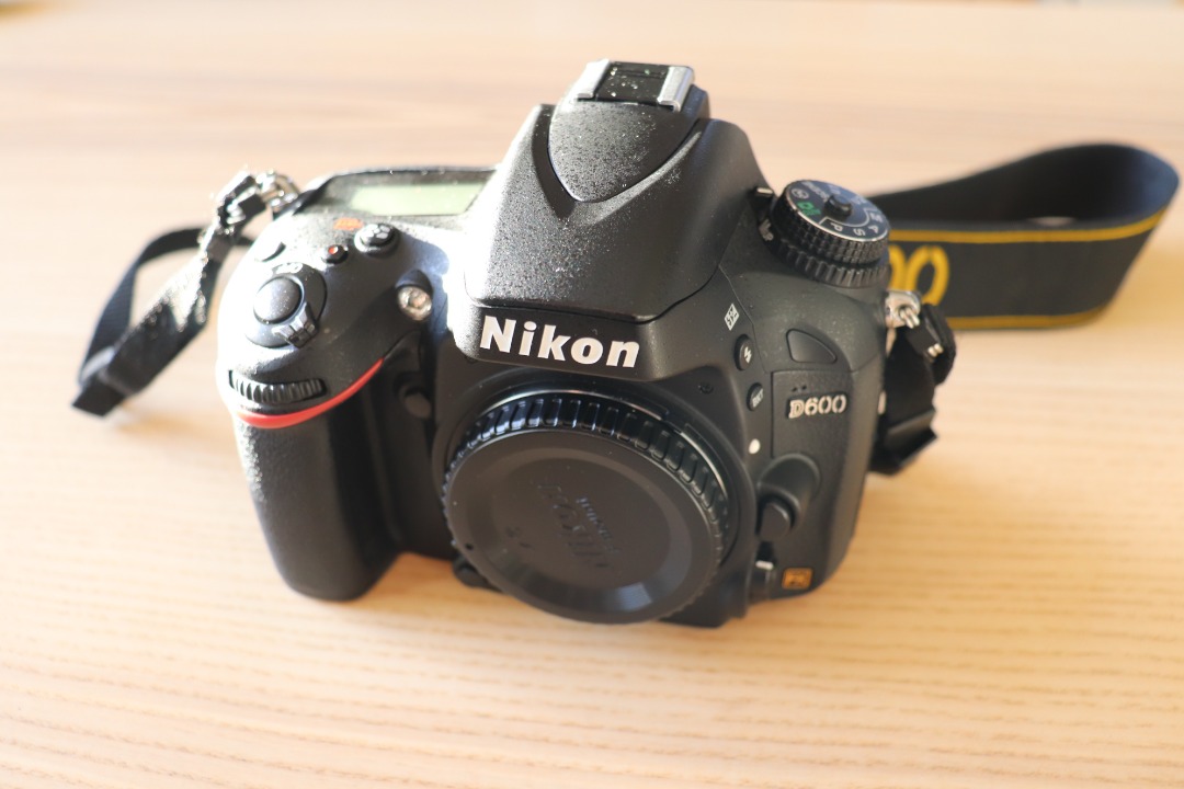 Nikon d600