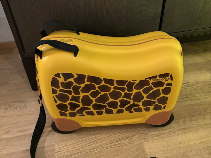 Samsonite lasten matkalaukku