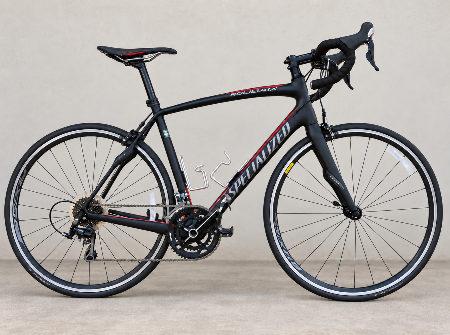 Specialized roubaix sl4 comp road bike - size 56cm