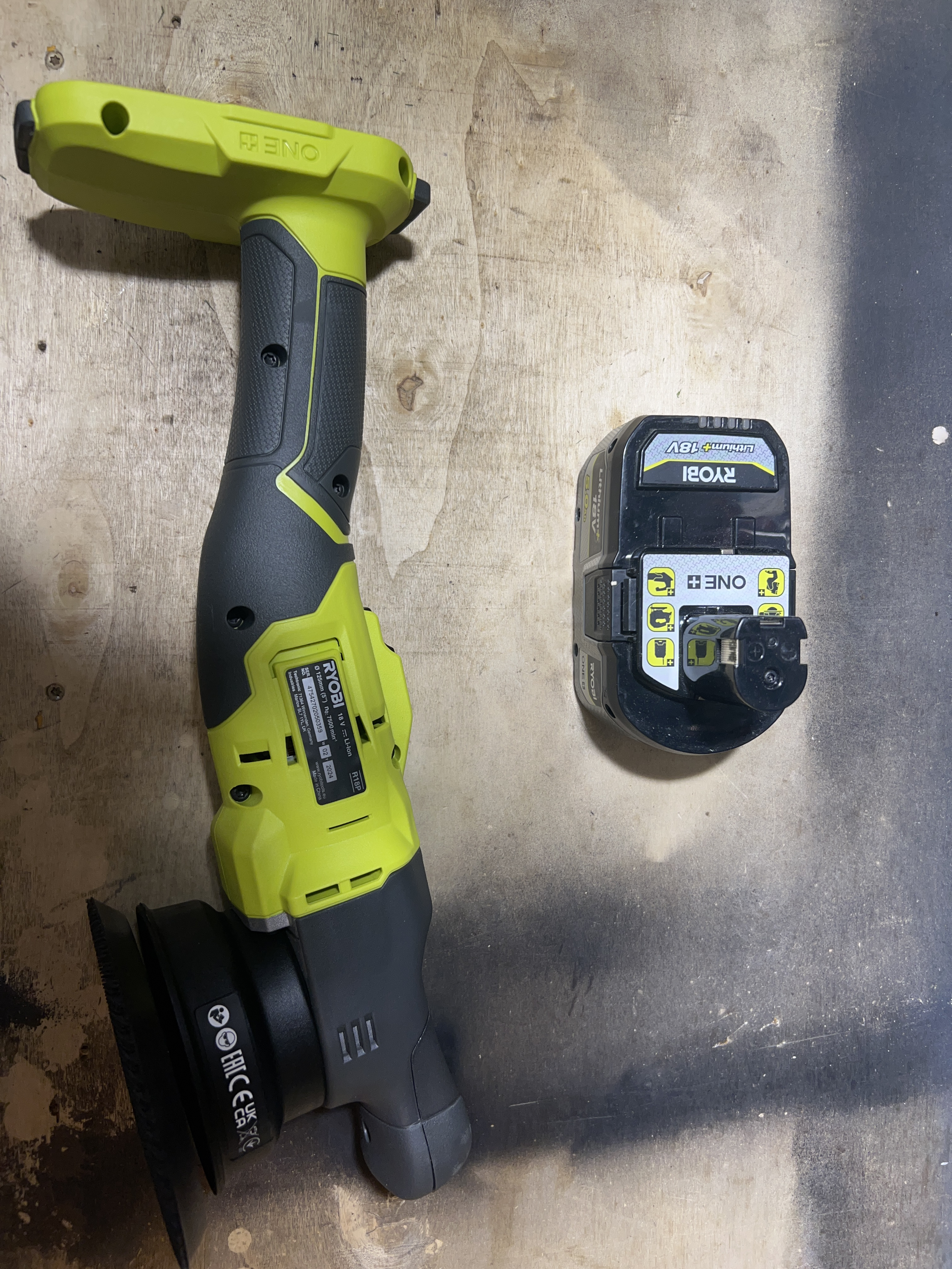 Ryobi poleringsmaskin dual action 18v r18p