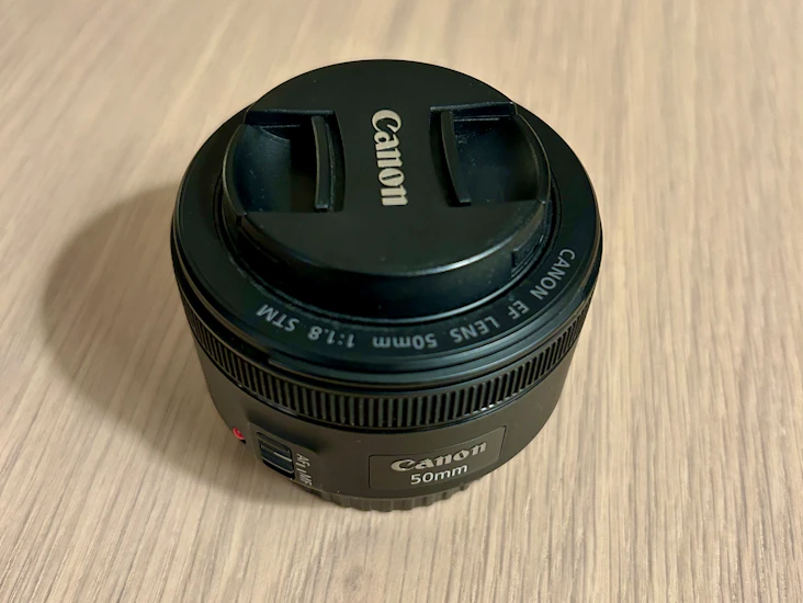 Canon ef lens 50mm 1:1:8